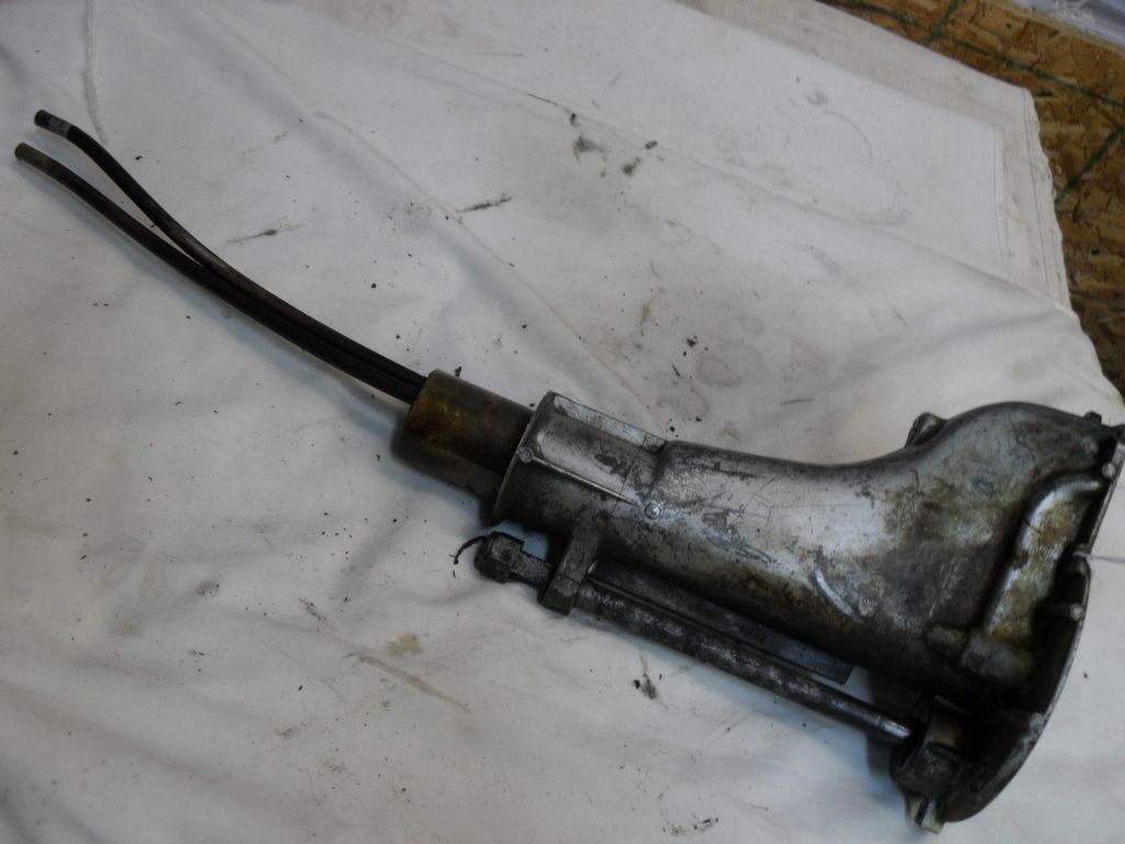 1946 Champion Blue Ribbon 4 2 HP Driveshaft Housing 1J1 Outboard Boat