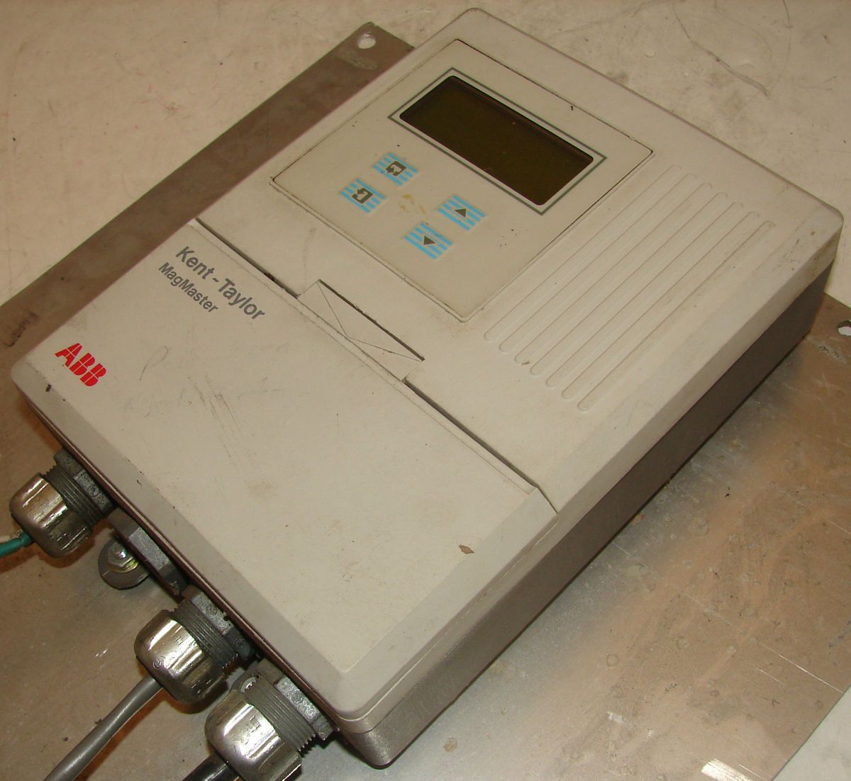 ABB Kent Taylor MFE4ER140111 Magmaster Flow Transmitter 95 240VAC XLNT