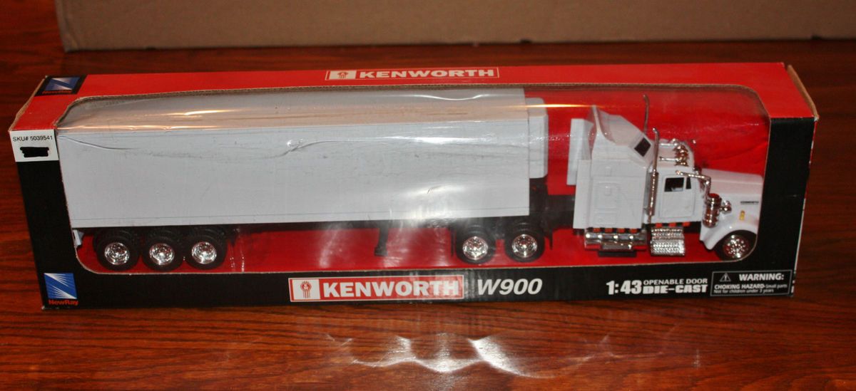 New Ray Kenworth W900 Tractor and Boxed Trailer Toy Truck 1 43 Scale