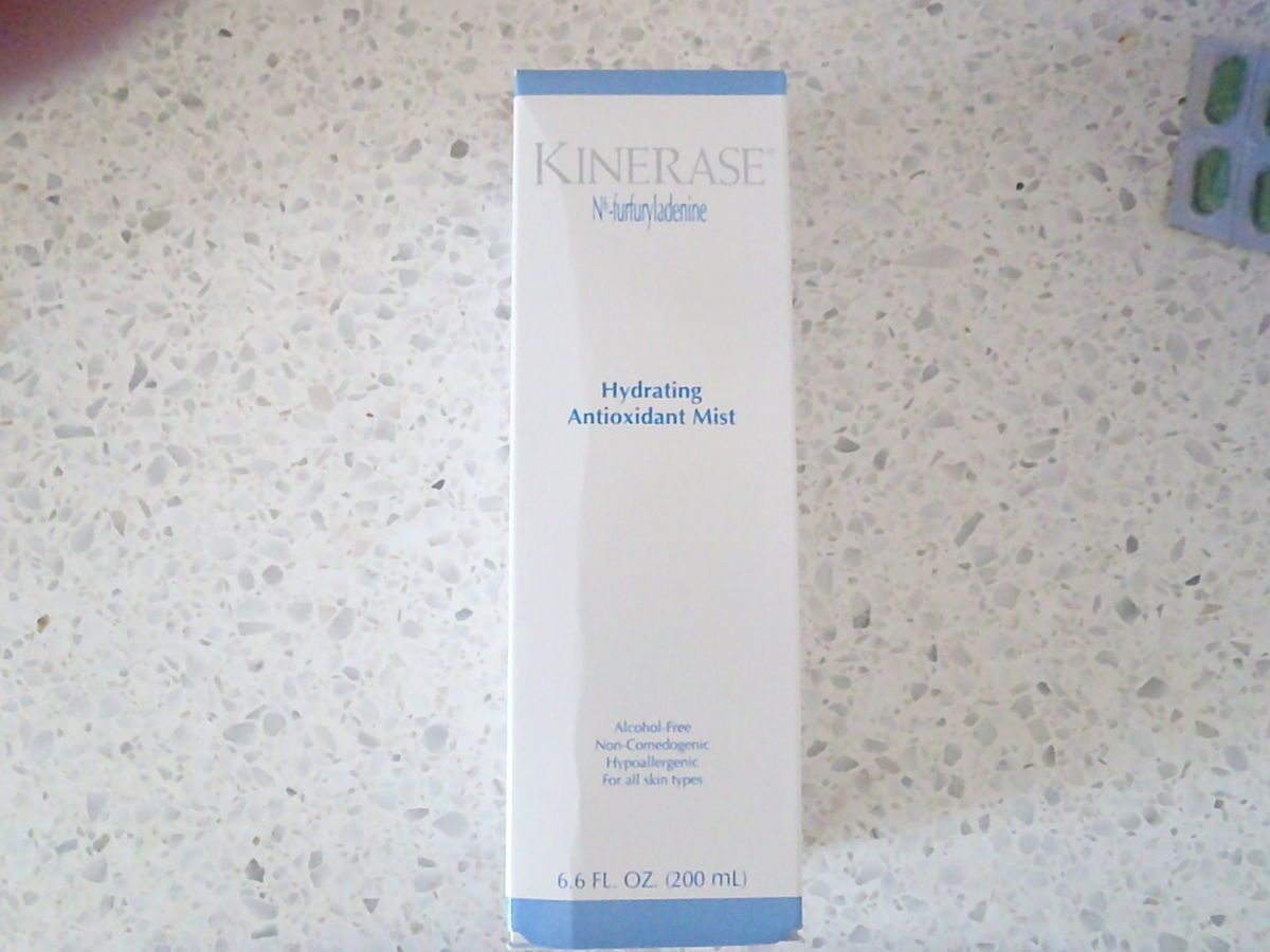 Kinerase Hydrating Antioxidant Mist