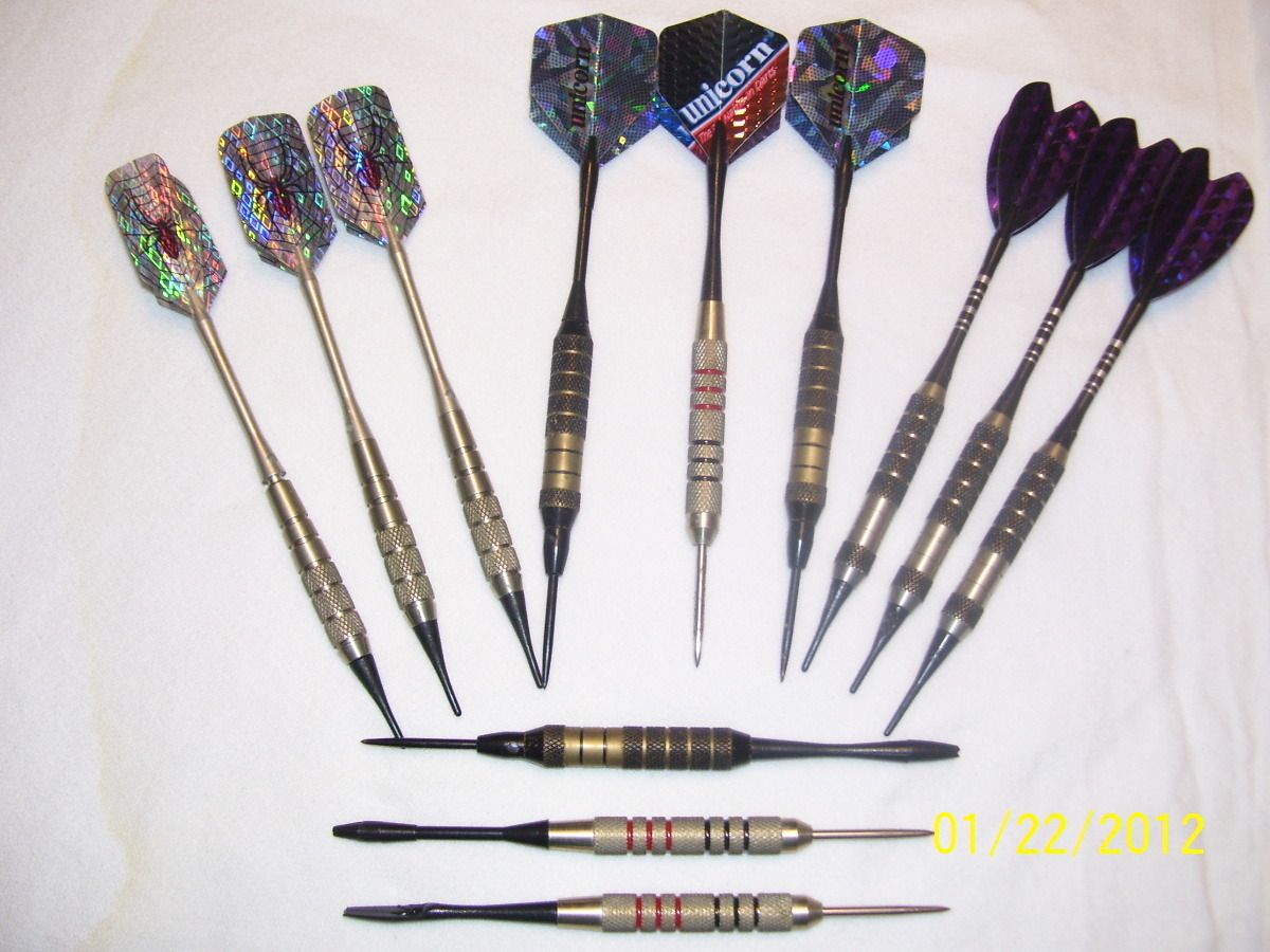 11 Piece Dart Set Steel Tips