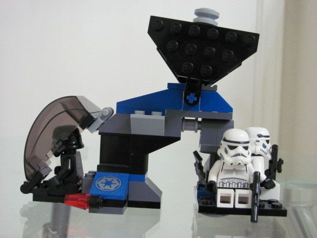 Lego Star Wars Clone Imperial Storm Trooper Drop SHIP Set 7667