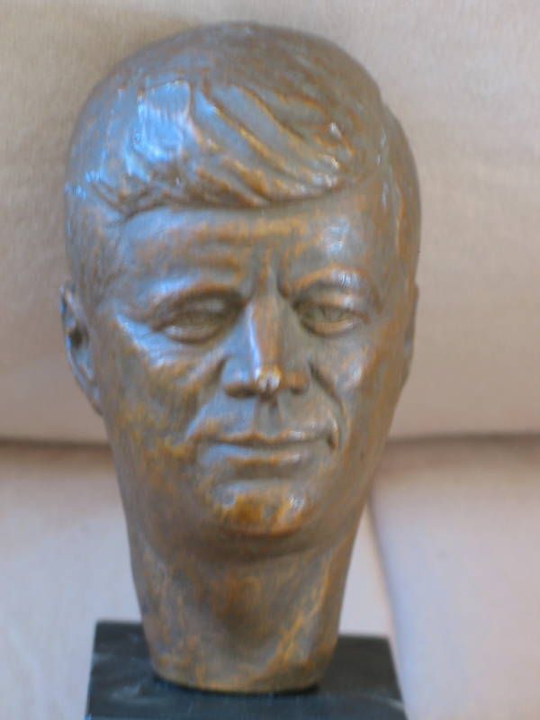 John F Kennedy Bust Alva Studios Leo Cherne Museum