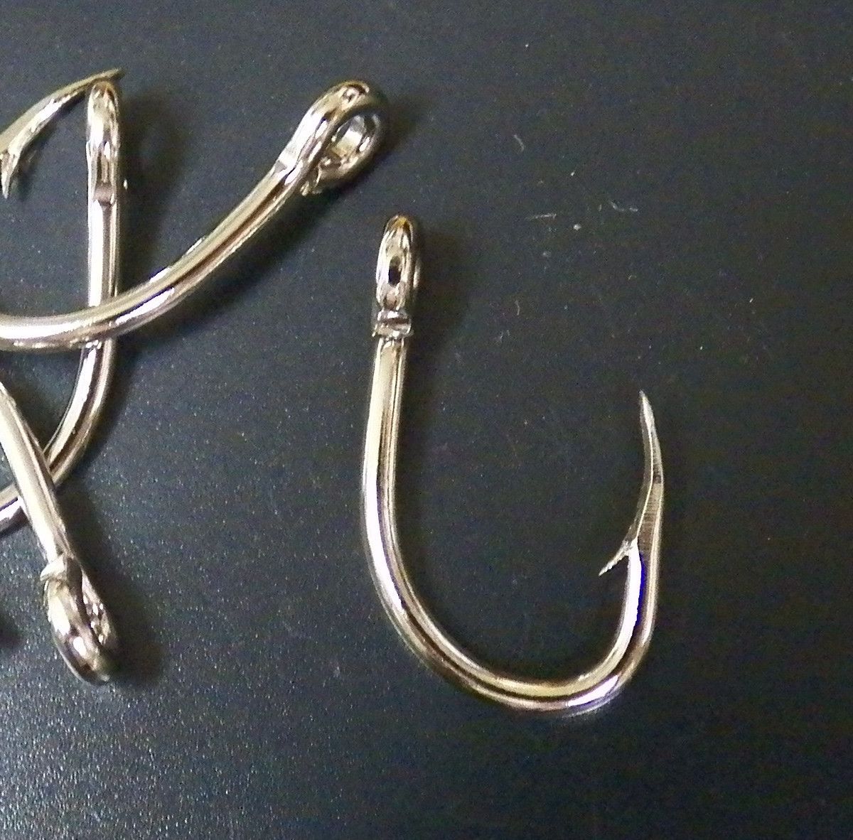 25 Live Bait Size 1 Magnum Strong Sharp Heavy Duty Fish Hook Eagle