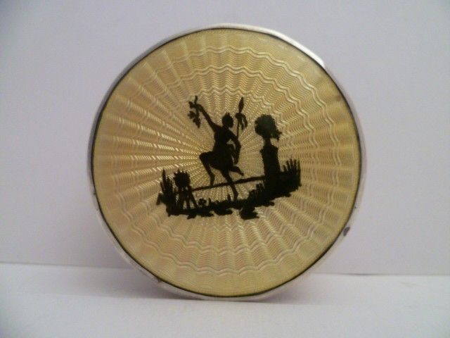  FABULOUS SILVER YELLOW GUILLOCHE SILOUTTE ENAMEL COMPACT H MARK 1924