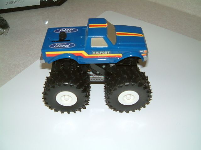 Mattel Bigfoot Monster Truck Racing Champions 1990 Hot Wheels