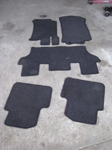 Mercedes R350 Floor Mats W251 Full Set of Carpets