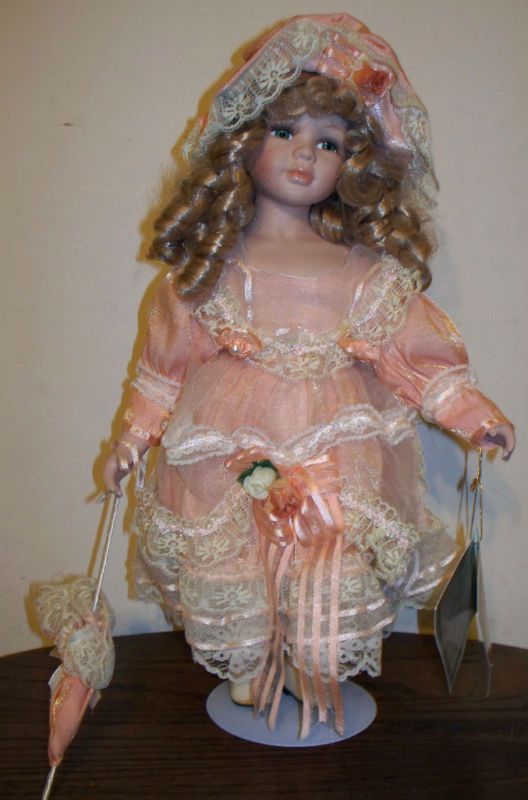 TIMELESS TREASURES COLLECTION   KATHERINE 2002 DOLL COA