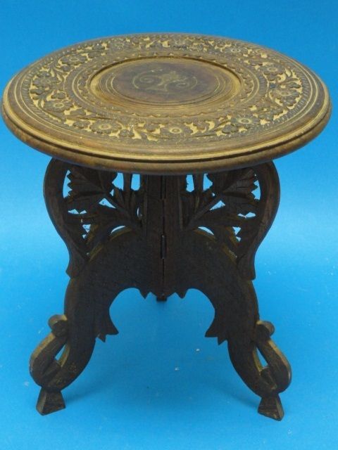 ANTIQUE CARVED WOOD MINI TABLE ON FOLDING TRIPOD LEGS