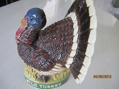 AUSTIN NICHOLS WILD TURKEY FIGURINE Bourbon Whiskey Bottle XL Decor