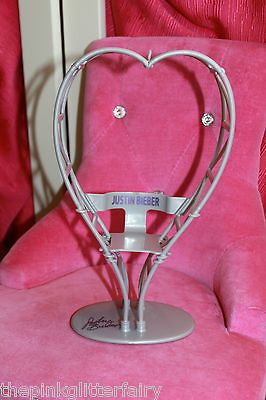 Bieber rock star silver heart shaped on stage chair playset part