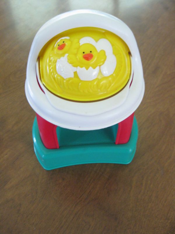 Safety 1st EXERSAUCER replacement TOY farm barn chicks