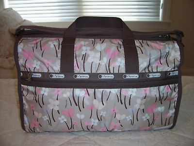 NWT LeSportsac ** LOVE PATCH ** LARGE WEEKENDER 7185