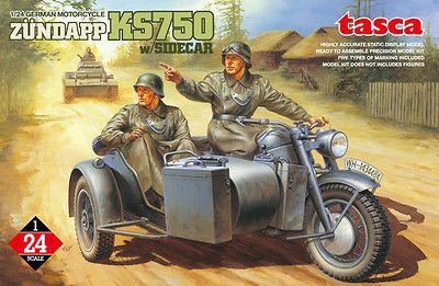 24 004 GERMAN MOTORCYCLE ZUNDAPP KS750 with SIDECAR 1/24 scale kit