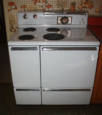 VINTAGE White Retro Stove MID CENTURY MODERN 1950s 50s GE Oven 