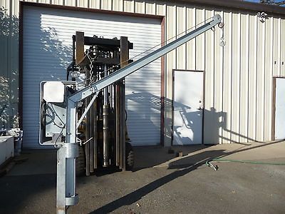 ACE BOAT LIFT (DAVIT) 120 VOLT 1000 LB CAPACITY GREAT ON HOUSEBOAT OR