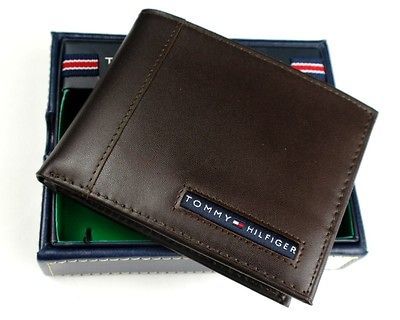 NEW TOMMY HILFIGER MENS PREMIUM LEATHER CREDIT CARD WALLET PASSCASE