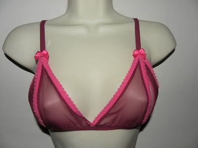 VICTORIAS SECRET PEEK A BOO BRA   MEDIUM  PINK   PEEK A BOO