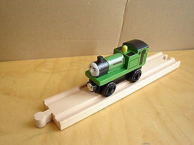 BRIO ELC THOMAS THE TANK ENGINE TRAIN Wooden SMUDGER NEW