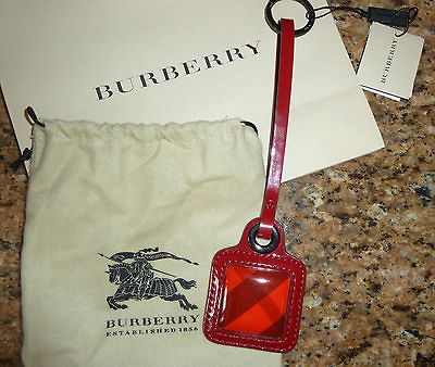 BURBERRY PATENT LEATHER MIRROR KEYRINGKEYCHA INNOVA CHECKMILITARY