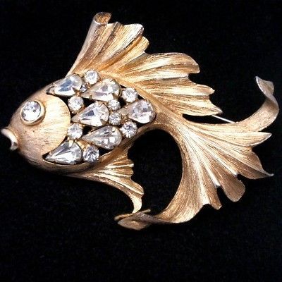 Fish Pin Vintage Rhinestones Napier Brooch Goldfish Figural