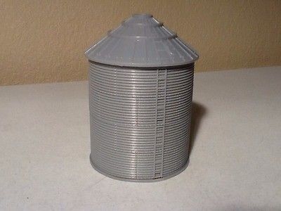 Ertl Small Grain Bin 1/64 Scale.