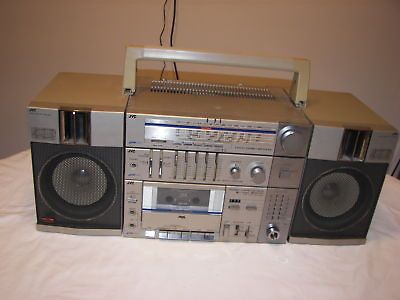 VINTAGE JVC PC 11JW GHETTO BOOMBOX W/ Phono