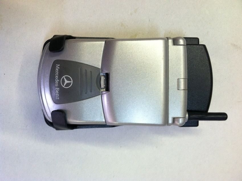 Mercedes W220 S430 S500 00 02 Motorola Timeport Cell Phone Holder