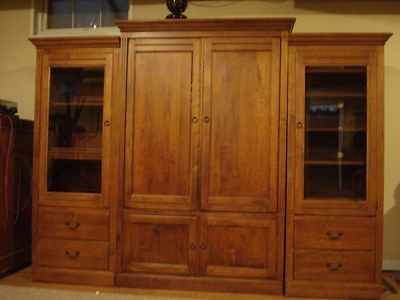 ethan allen in Entertainment Units, TV Stands