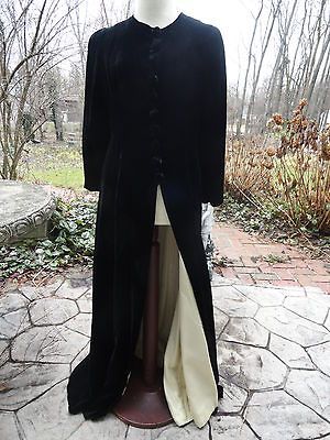 1940s Black Tissue Velvet Floor Length Evening Coat