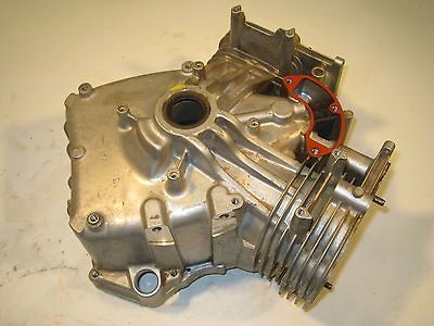 & Stratton 26HP TWIN 446777 Cylinder crankcase block 793564 699753