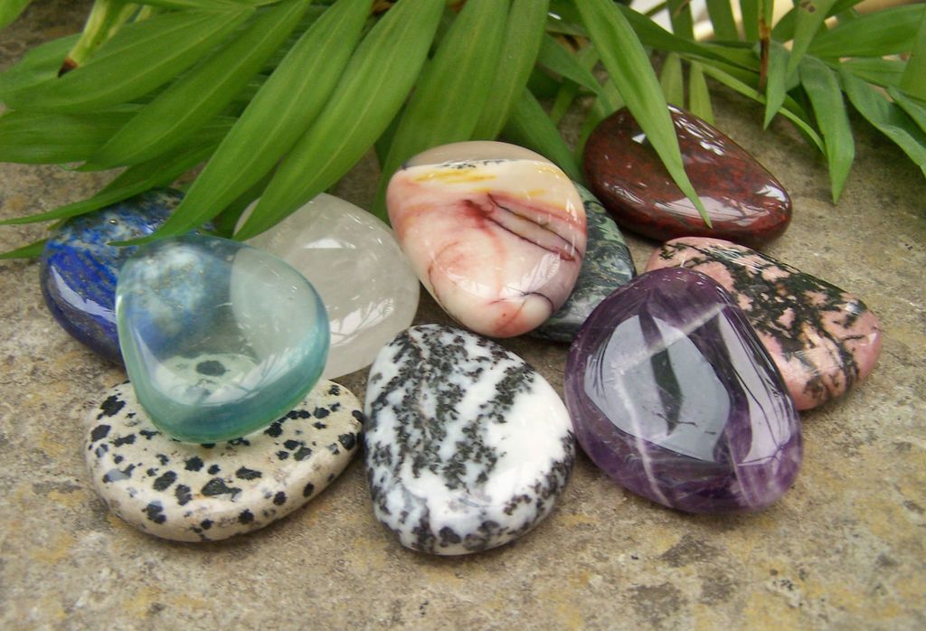 CRYSTAL THUMBSTONES   Big Selection   Healing Gemstones