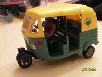 Rare Indian 1/24 Tuk Tuk Vespa Rickshaw CNG Centy New Delhi