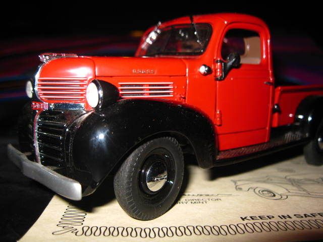 Pickup with Title DANBURY MINT DIECAST REPLICA 124 METAL MODEL Truck