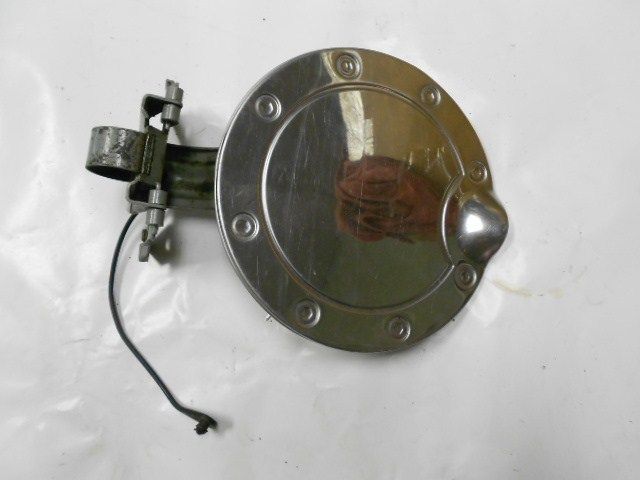 01 DODGE RAM 1500 PICKUP FUEL FILLER DOOR