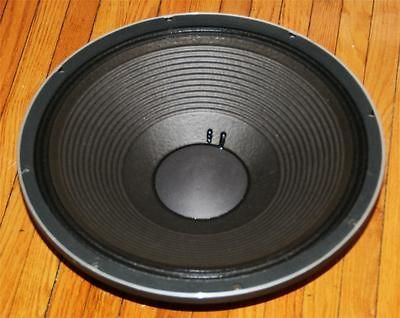 JBL 2225H 15 Subwoofer 8 OHM professional speaker 400 WATT Excellent