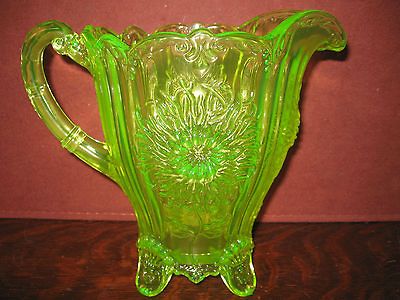 Glass water serving Pitcher dahlia Pattern uranium / dugan style