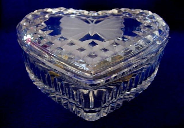 TRITSCHLER WINTERHALDER Crystal Heart Bowl   Butterfly