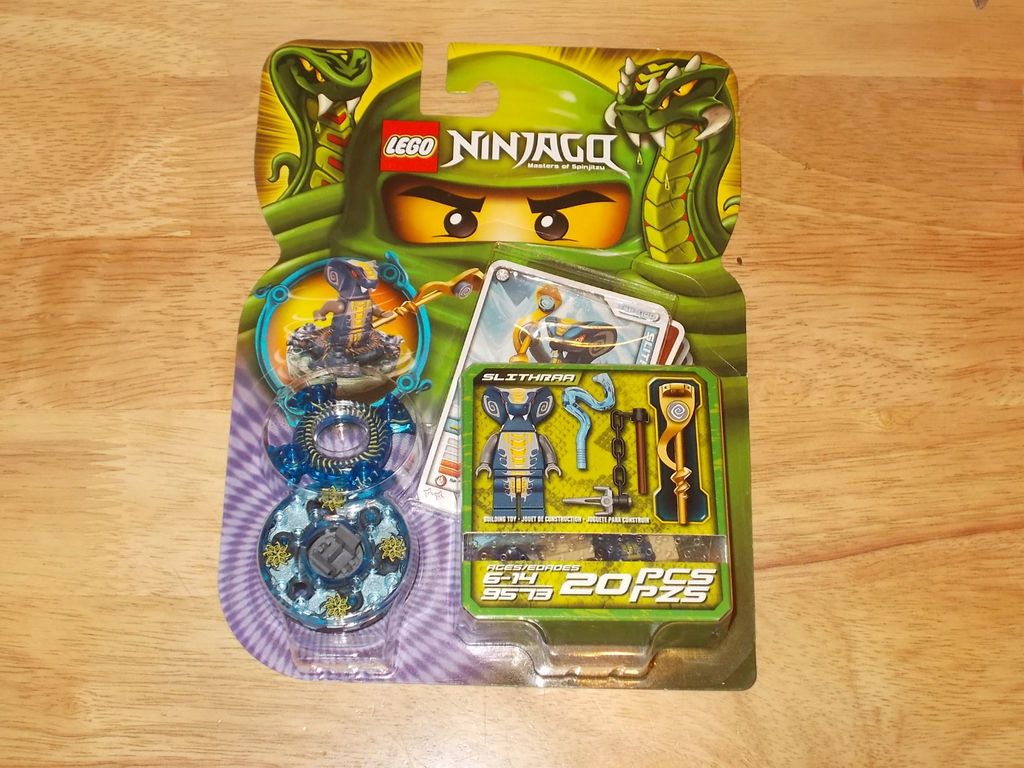 9573 SLITHRAA Minifigure Spinner 20Pcs MOC Brand New 2012 Release