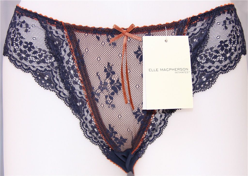 New Elle Macpherson Intimates Dentelle Cameo Lace Thong E16   261 FREE