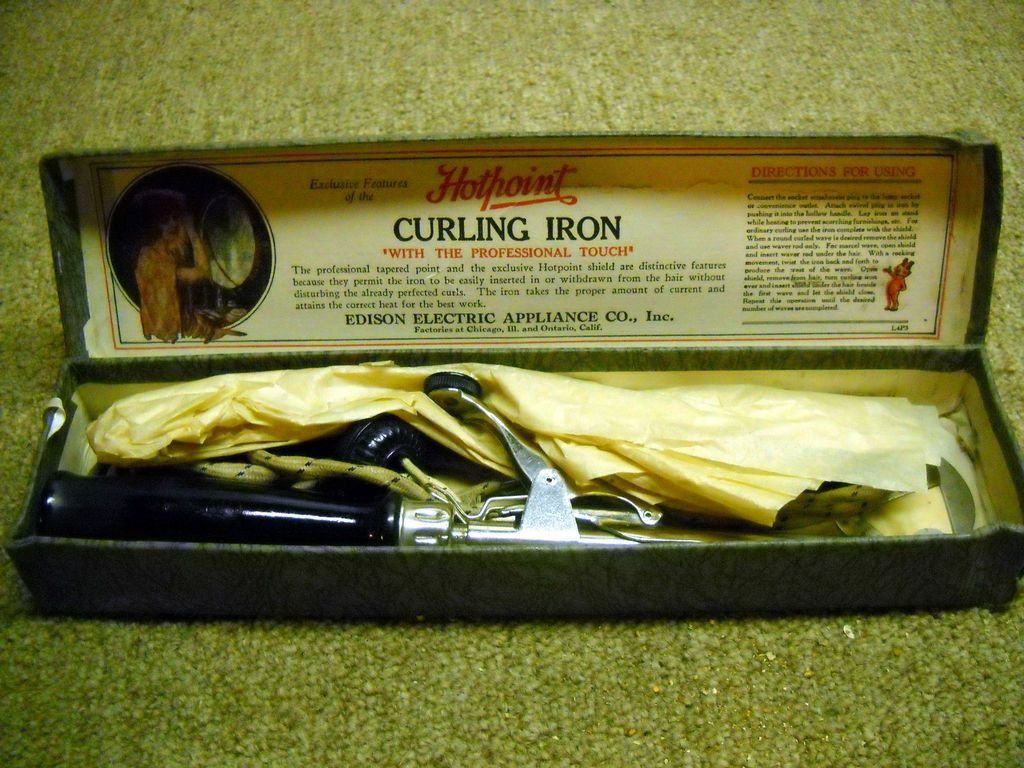 vintage 1930s hotpoint electric curling iron very nice original box