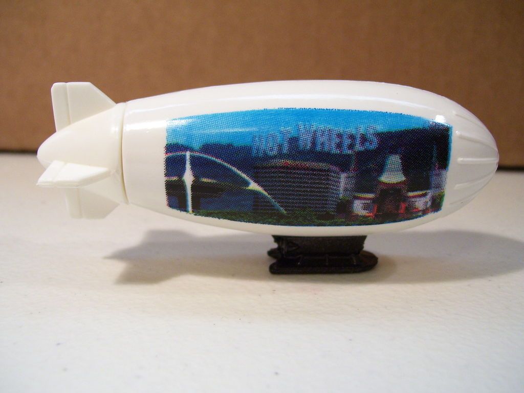 HOT WHEELS WHITE BLIMP DIECAST MATTEL MAYLASIA 1991