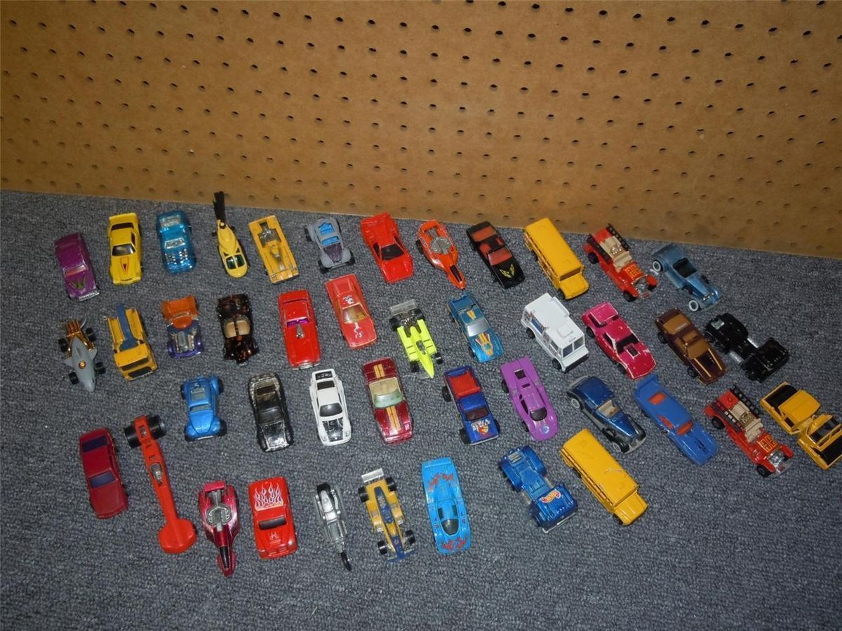 VINTAGE LOT 43 Diecast Hot Wheels Cars Trucks Metal Toys Collection