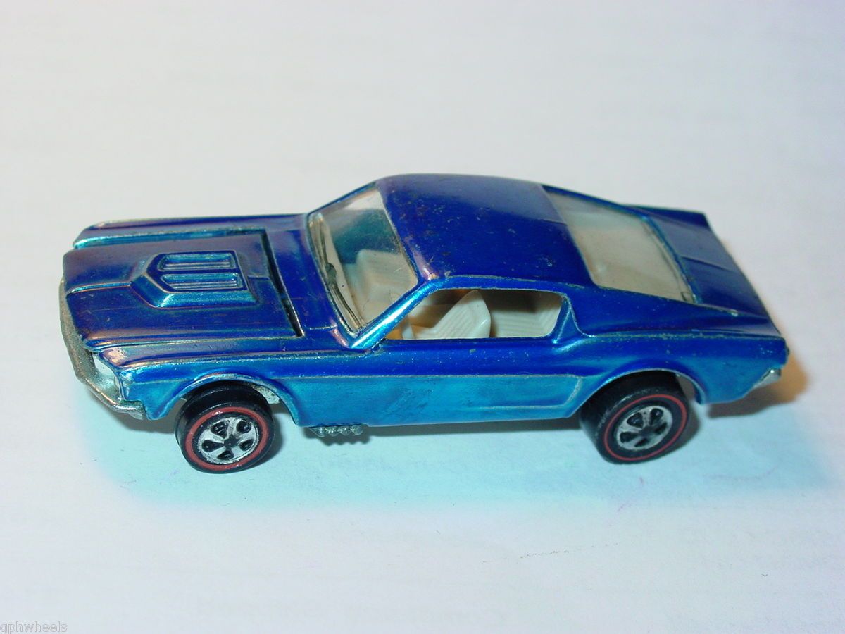 Hot Wheels Redline US Custom Mustang Dark Blue Spectraflame Nice