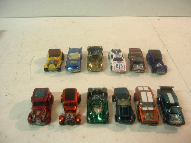 HOT WHEELS REDLINES LOT OF 12 GREAT CARS HEAVY CHEVY MAVERICK COCKNEY