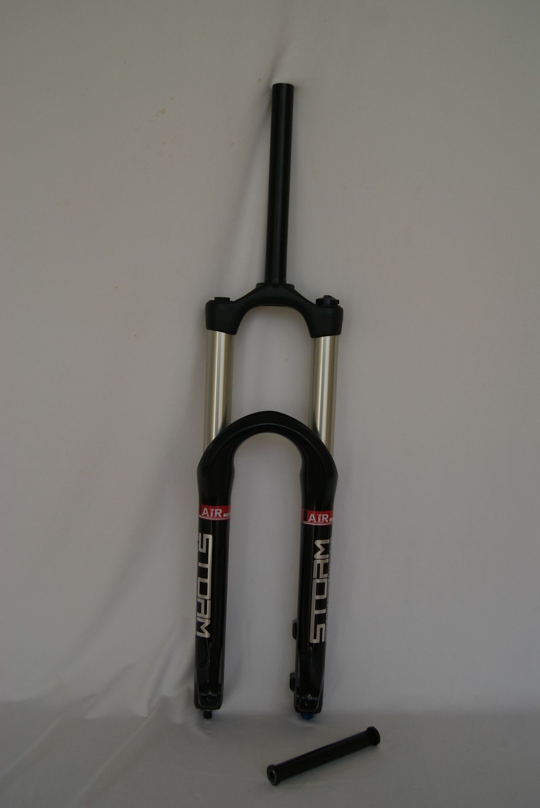 RST Storm Air Down Hill Fork with 20mm Through Axle 160mm Travel